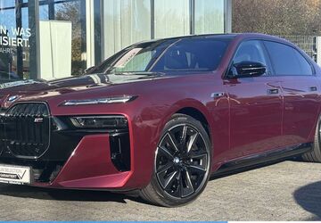 BMW i7 1.247 km 128.880 &euro; Mülheim 45472