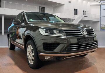 VW Touareg 286.720 km 16.990 &euro; Mülheim an der Ruhr 45478