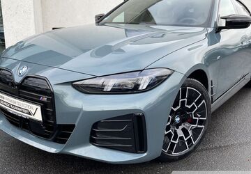 BMW i4 26.970 km 54.940 &euro; Essen 45134