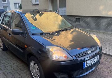 Ford Fiesta 157.872 km 1.950 &euro; Essen 45326