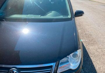 VW Touran 165.000 km 4.700 &euro; Oberhausen, Nordrhein-Westfalen 46049
