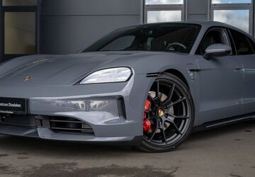 Porsche Taycan 10.999 km 133.900 &euro; Dinslaken 46535