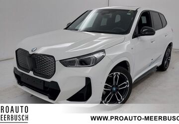 BMW iX1 7.400 km 42.985 &euro; Meerbusch 40668