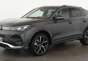 VW Tiguan 7.600 km 45.384 &euro; Düsseldorf 40233