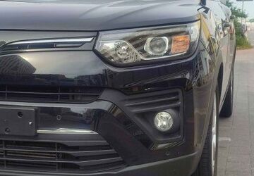 SsangYong Tivoli 85.000 km 11.990 &euro; Essen 45141