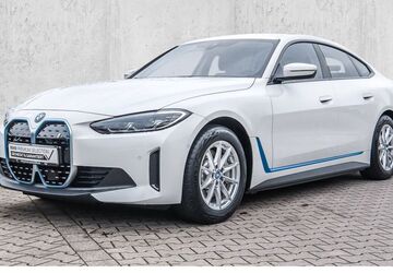 BMW i4 39.820 km 35.870 &euro; Velbert 42549