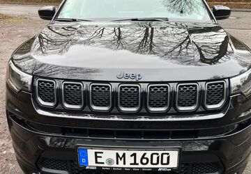 Jeep Compass 75.850 km 21.900 &euro; Essen 45138