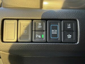 Suzuki Vitara 1.5 Comfort+ AGS +Navi+CarPlay+Sitzhzg.+ 38.225 km 20.444 &euro; Meerbusch 40667