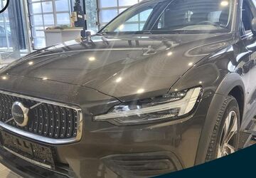 Volvo V60 Cross Country 34.991 km 35.950 &euro; Essen-Kray 45309