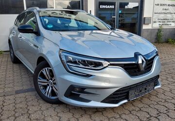 Renault Megane 25.200 km 19.990 &euro; Duisburg 47249