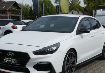 Hyundai i30 16.900 km 23.590 &euro; Oberhausen 46147