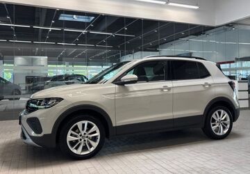 VW T-Cross 18.351 km 22.880 &euro; Oberhausen (am CentrO) 46047