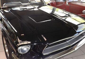 Ford Mustang 157.519 km 49.850 &euro; Mettmann 40822