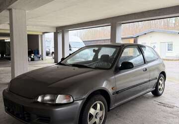 Honda Civic 11.228 km 4.100 &euro; Oberhausen 46119