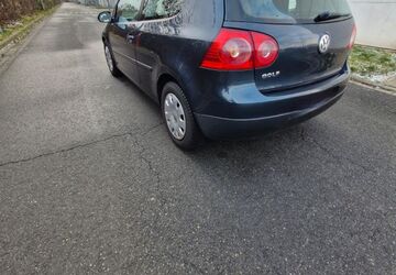 VW Golf 134.607 km 2.950 &euro; Essen 45354