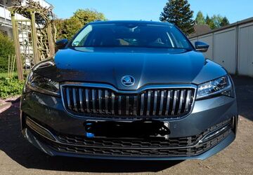 Skoda Superb 75.000 km 32.000 &euro; Oberhausen 46149