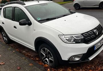 Dacia Sandero 28.000 km 10.500 &euro; Recklinghausen 45659