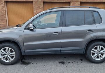 VW Tiguan 124.000 km 16.987 &euro; Gelsenkirchen 45881
