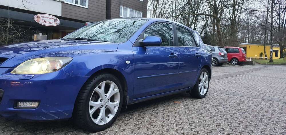 Mazda 3 202.000 km 3.250 &euro; Bochum 44801