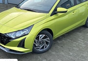 Hyundai i20 3.261 km 21.590 &euro; Hattingen 45525