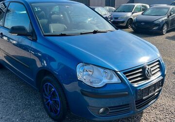 VW Polo 128.000 km 2.999 &euro; Kamp-Lintfort 47475