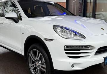Porsche Cayenne 168.500 km 21.500 &euro; Düsseldorf 40599