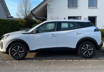Peugeot 2008 2.700 km 24.400 &euro; Düsseldorf 40489