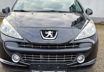 Peugeot 207 144.000 km 2.490 &euro; Velbert 42553