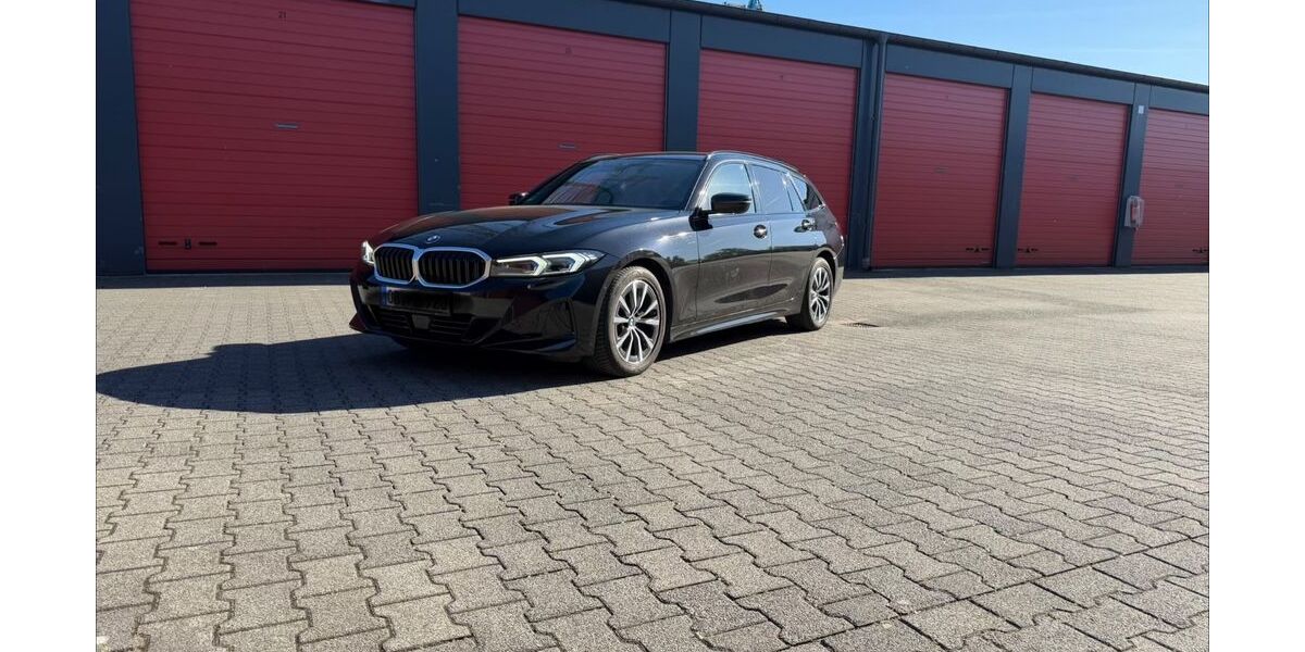 BMW 320 107.000 km 26.799 &euro; Oberhausen 46117