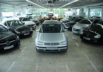 VW Golf 110.000 km 2.990 &euro; Essen 45356