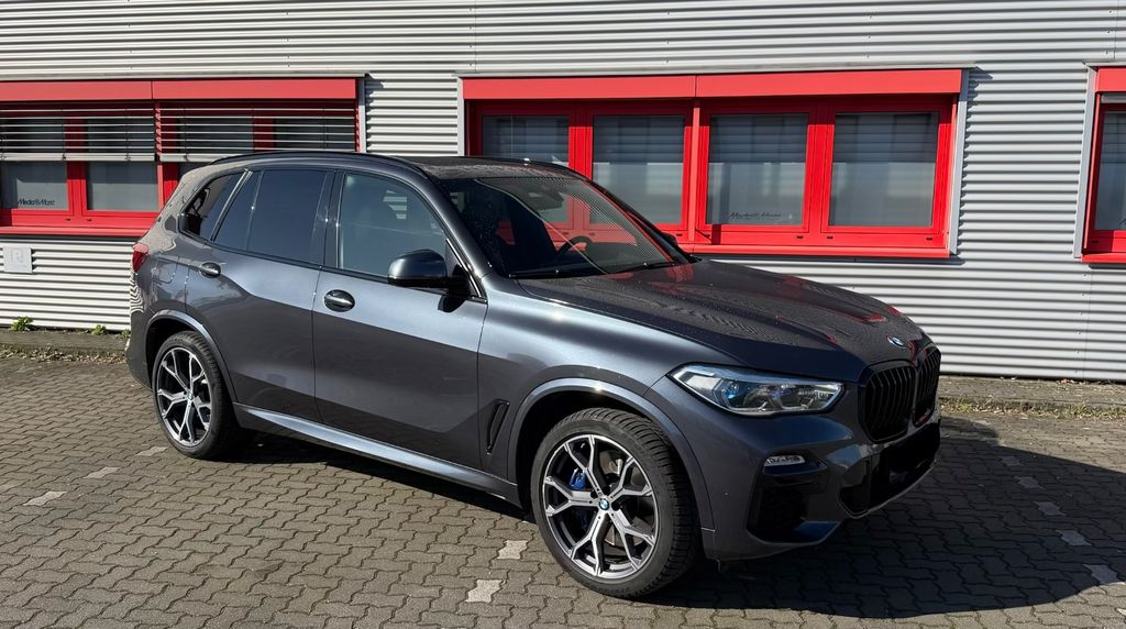 BMW X5 130.000 km 45.100 &euro; Duisburg 47269