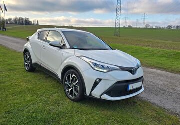 Toyota C-HR 30.700 km 21.600 &euro; Düsseldorf 40629