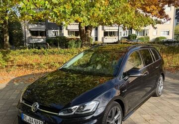 VW Golf 216.000 km 15.000 &euro; Recklinghausen 45661