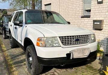 Ford Explorer 202.000 km 4.850 &euro; muelheim 45476