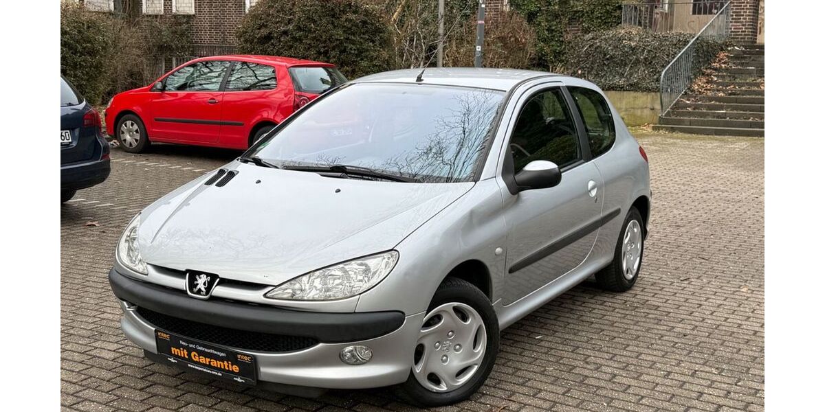 Peugeot 206 141.733 km 1.990 &euro; Essen 45326