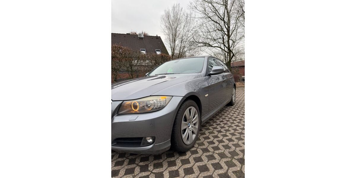 BMW 320 146.600 km 3.700 &euro; Düsseldorf 40595