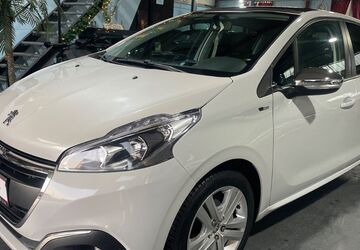 Peugeot 208 94.000 km 6.990 &euro; Rheinberg 47495