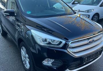 Ford Kuga 116.000 km 10.999 &euro; Recklinghausen 45663