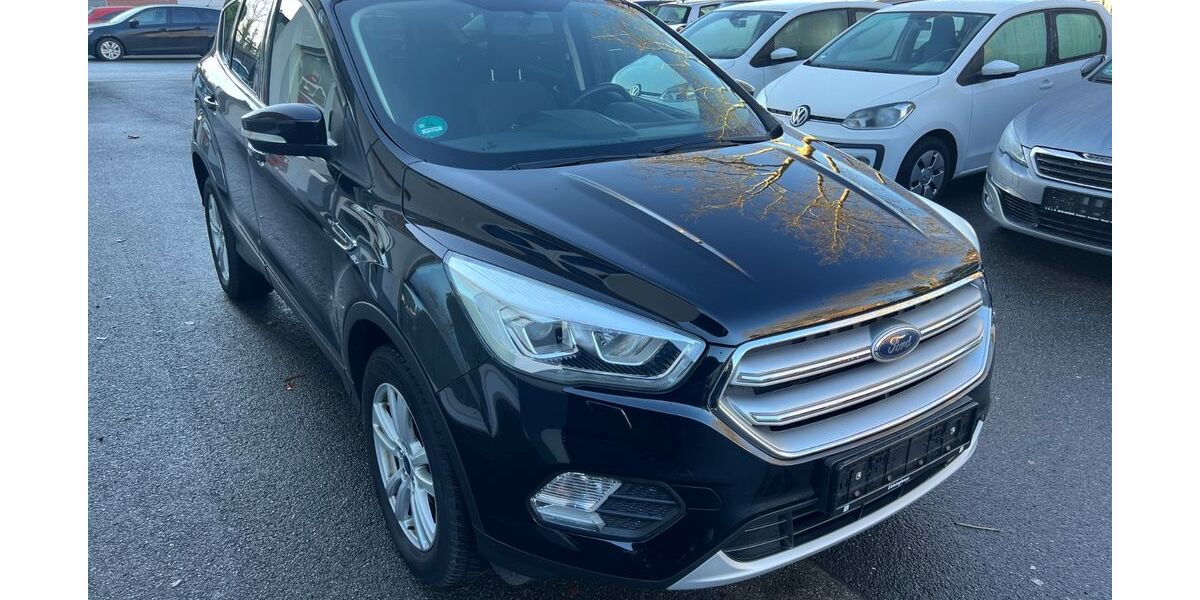 Ford Kuga 116.000 km 10.999 &euro; Recklinghausen 45663