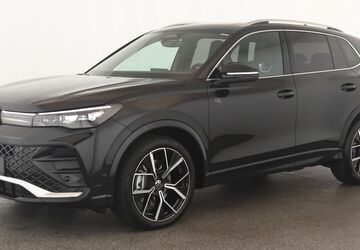 VW Tiguan 22.300 km 40.484 &euro; Düsseldorf 40233