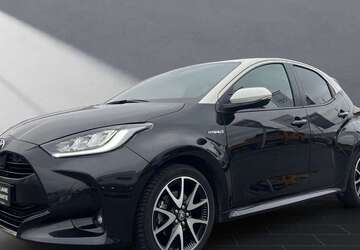 Toyota Yaris 69.798 km 16.949 &euro; Wesel 46485