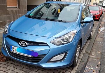 Hyundai i30 117.000 km 6.799 &euro; Essen 45355