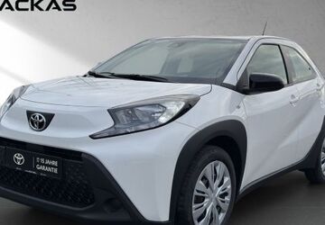 Toyota Aygo (X) 3.036 km 14.990 &euro; Dinslaken 46537