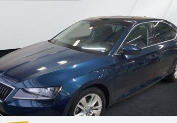 Skoda Superb 2.343 km 23.880 &euro; Bochum 44809
