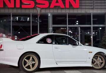 Nissan Skyline 115.000 km 25.999 &euro; Velbert 42553