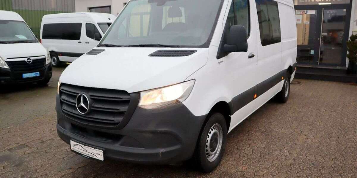 Mercedes-Benz Sprinter 82.000 km 26.950 &euro; Krefeld 47799