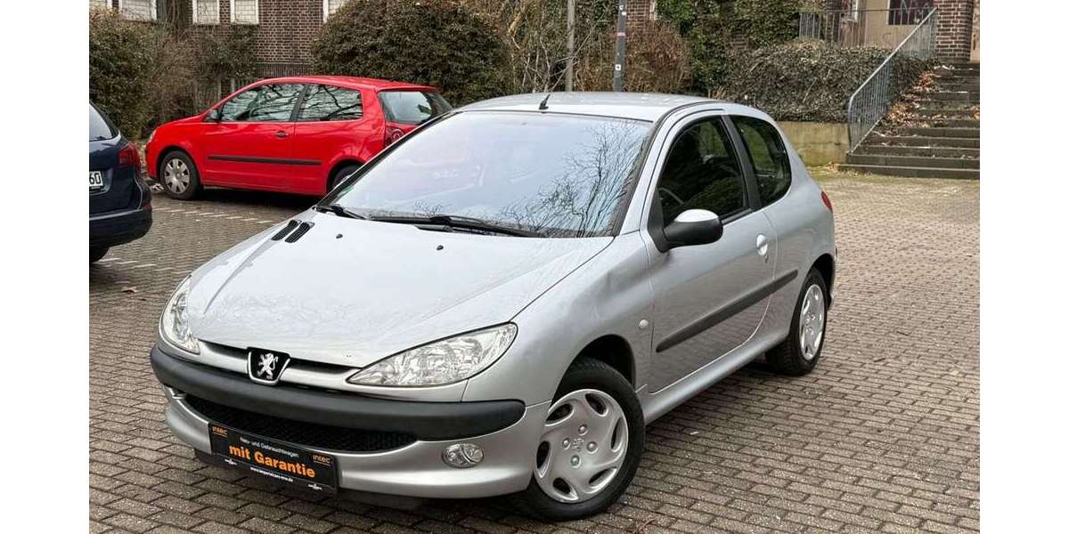 Peugeot 206 141.733 km 1.990 &euro; Essen 45326