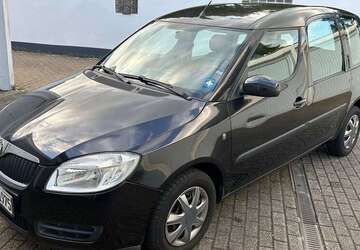 Skoda Roomster 131.200 km 2.300 &euro; Oberhausen 46047