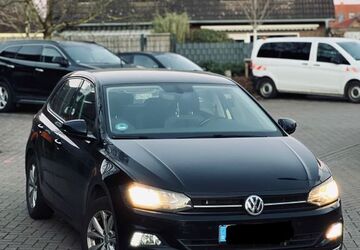 VW Polo 218.000 km 8.300 &euro; Voerde 46562
