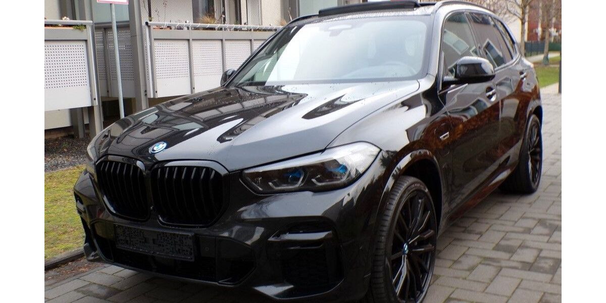 BMW X5 175.000 km 43.840 &euro; Düsseldorf 40468